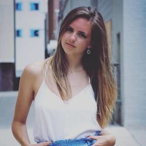 Meet your Posher, Mikala